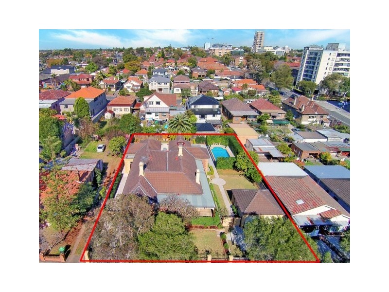 16 Eurella St, Burwood NSW 2134