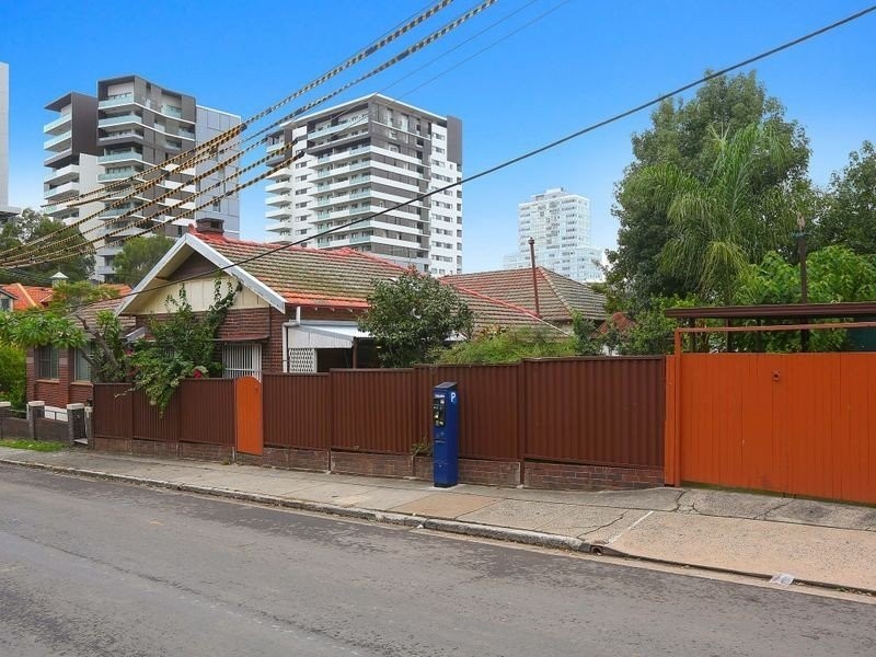 1 Gloucester Street, Burwood NSW 2134