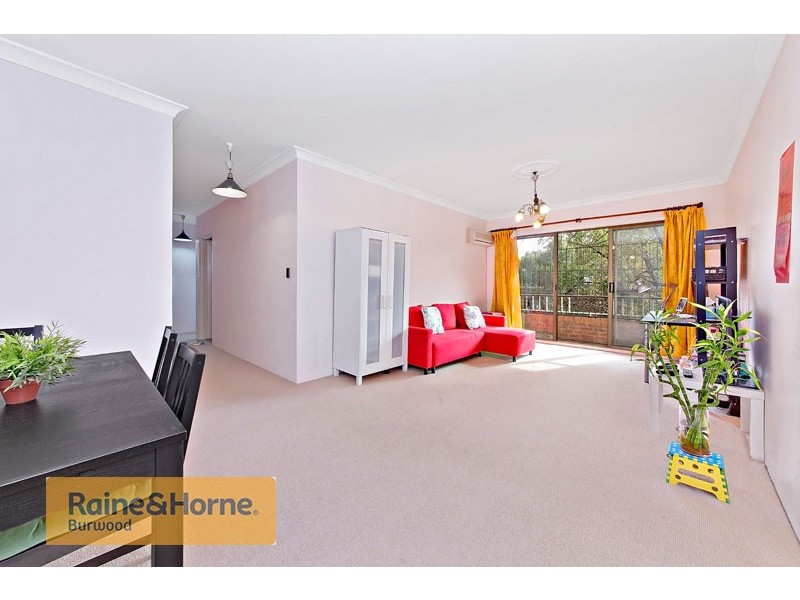 6/76 The Boulevarde (corner of Russell Street), Strathfield NSW 2135