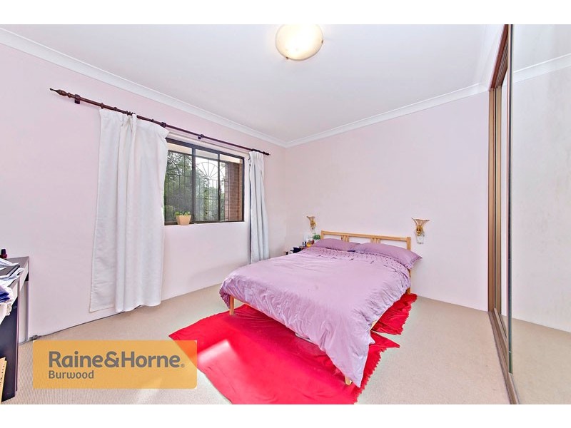 6/76 The Boulevarde (corner of Russell Street), Strathfield NSW 2135