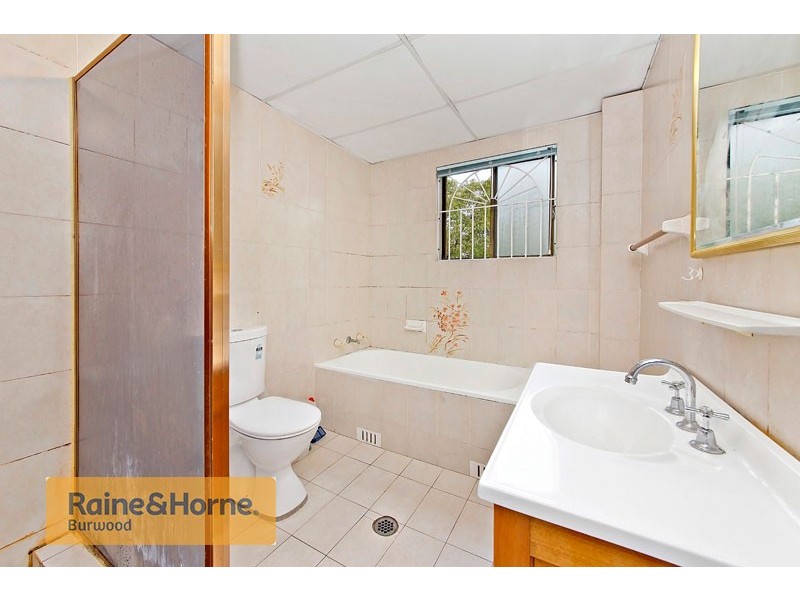 6/76 The Boulevarde (corner of Russell Street), Strathfield NSW 2135