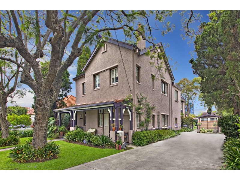 7 Boronia Avenue, Burwood NSW 2134