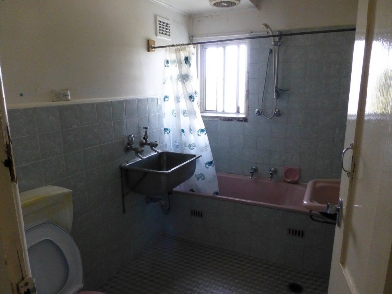 2/7 Ethel Street, Burwood NSW 2134