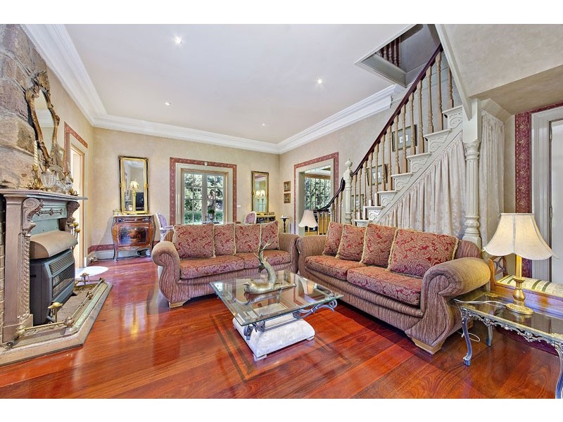 4 Woodside Avenue, Burwood NSW 2134