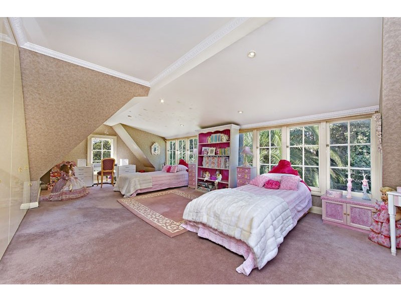 4 Woodside Avenue, Burwood NSW 2134