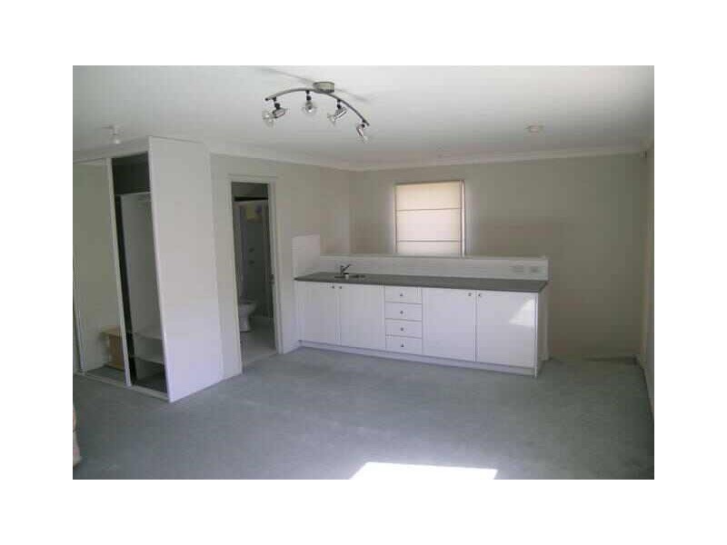 1/1 Frazier Close, Liberty Grove NSW 2138