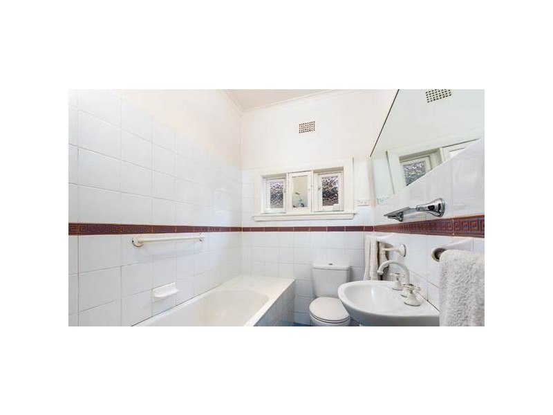 13 Lancaster Ave, Melrose Park NSW 2114