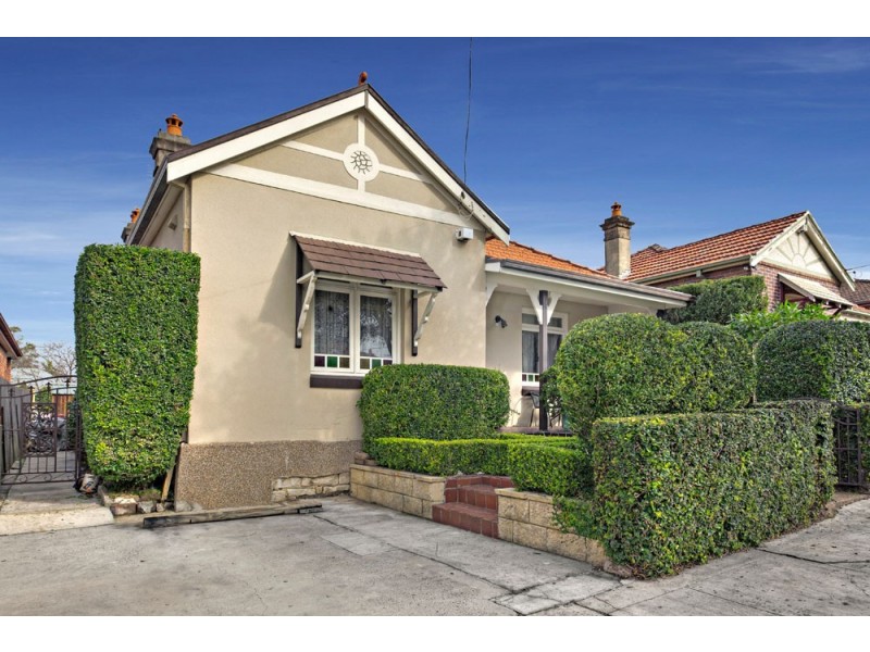 81 Mitchell Street, Croydon Park NSW 2133