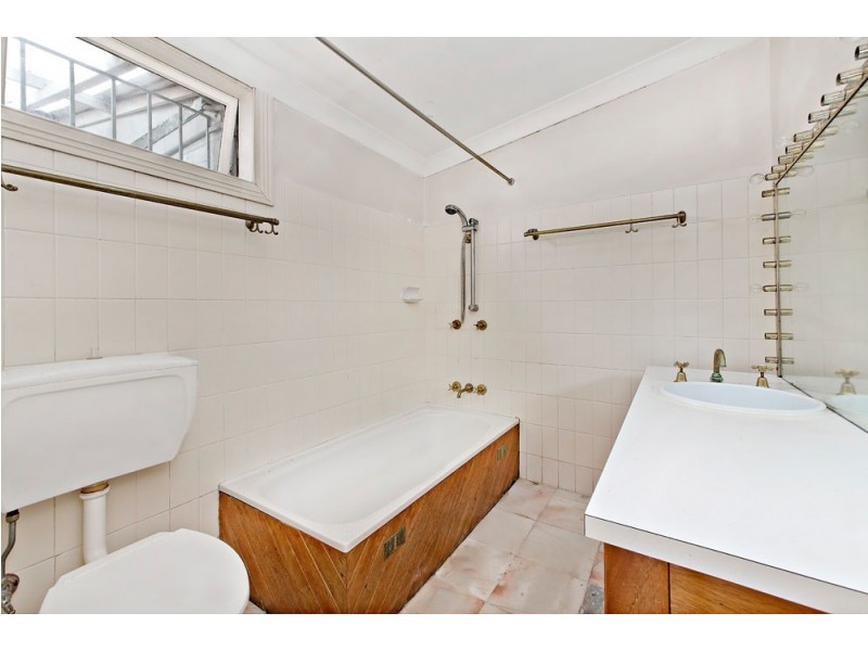 18 Railway Street, Petersham NSW 2049