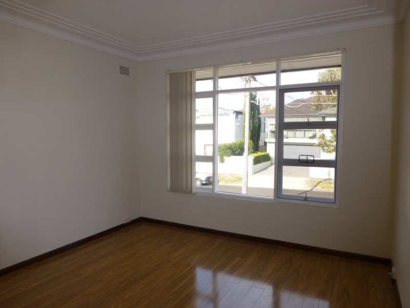 5 Atkins Avenue, Russell Lea NSW 2046