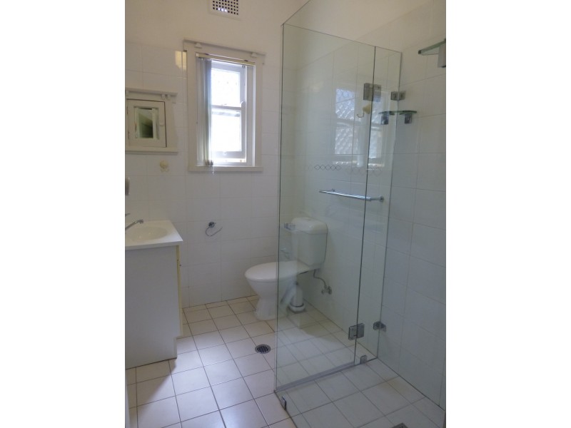 16 Nicholson St, Burwood NSW 2134