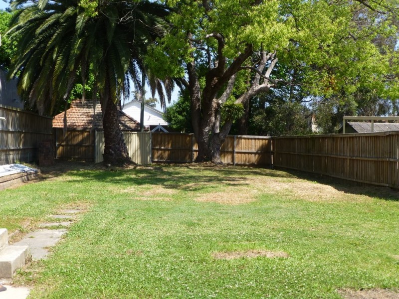 16 Nicholson St, Burwood NSW 2134