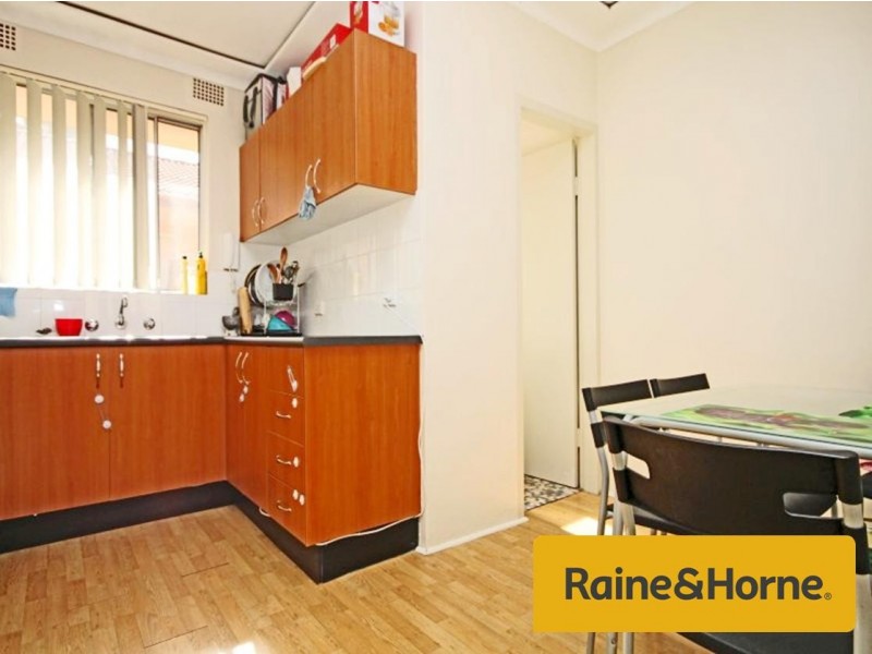 8/24 Colin Street, Lakemba NSW 2195