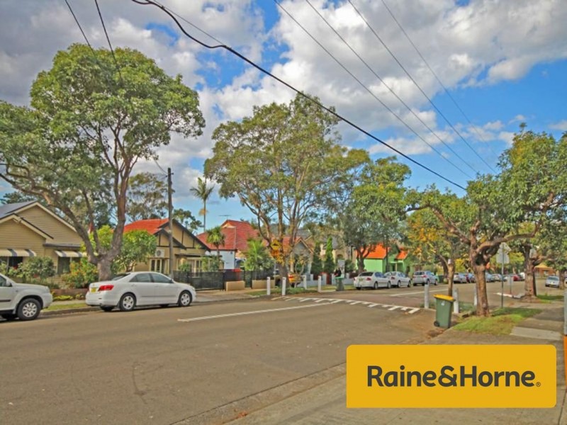 8/24 Colin Street, Lakemba NSW 2195