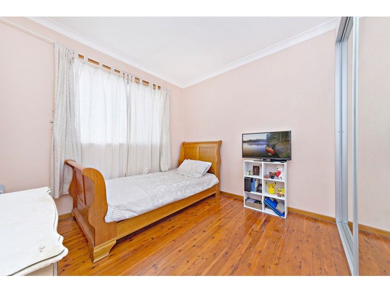 4 Seale Street, Burwood NSW 2134