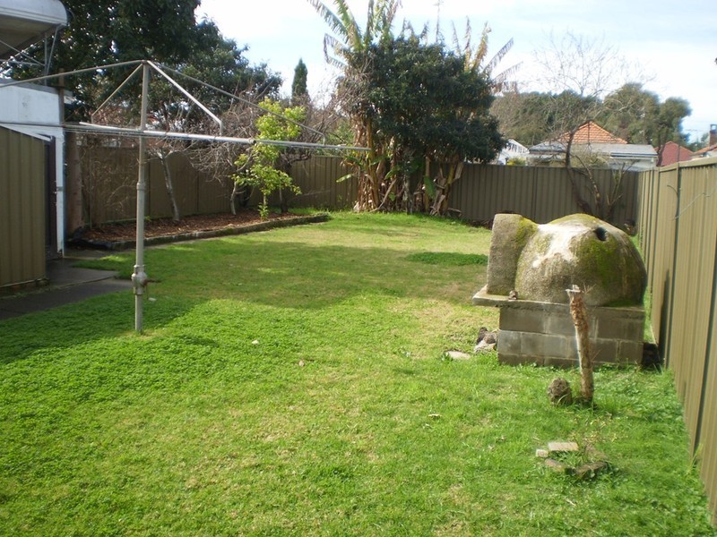 192 Coronation Parade, Croydon Park NSW 2133