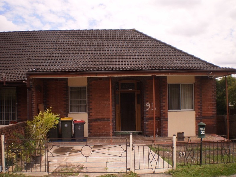 93 Yangoora Road, Lakemba NSW 2195