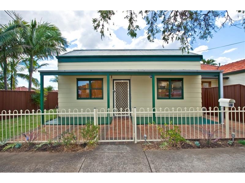 11 Fitzroy Street, Campsie NSW 2194
