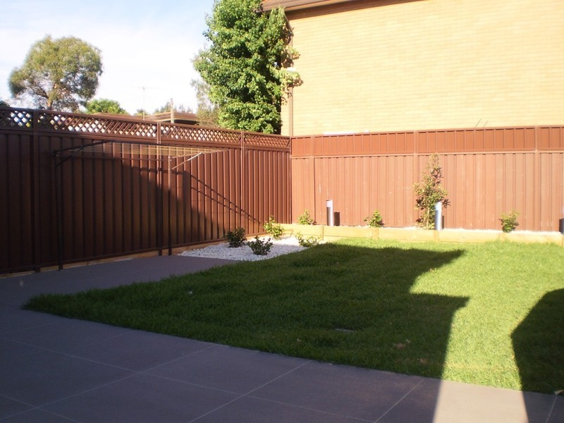 3 Illawong Crescent, Greenacre NSW 2190