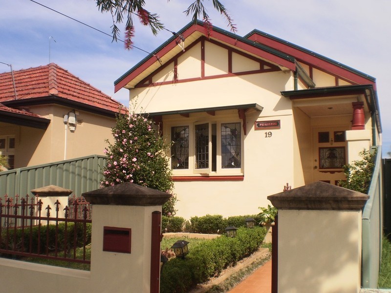 19 Cowper Street, Campsie NSW 2194