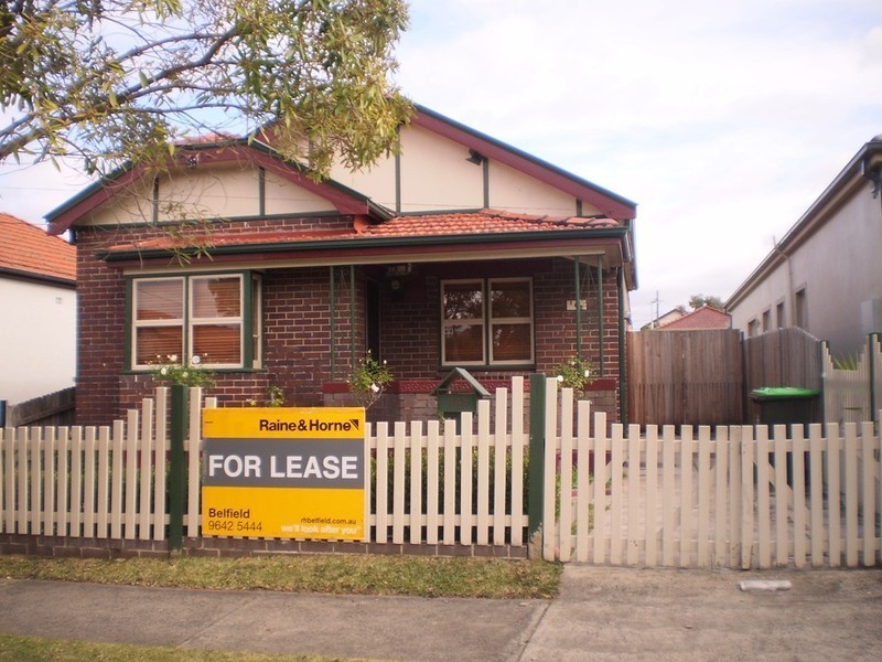 102 Baltimore Street, Belfield NSW 2191