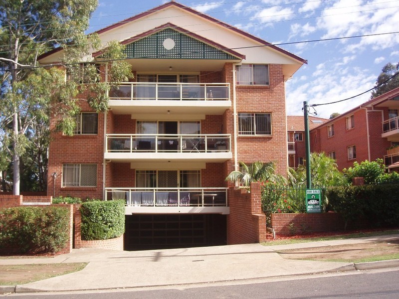 1/18-20 Weigand Avenue, Bankstown NSW 2200