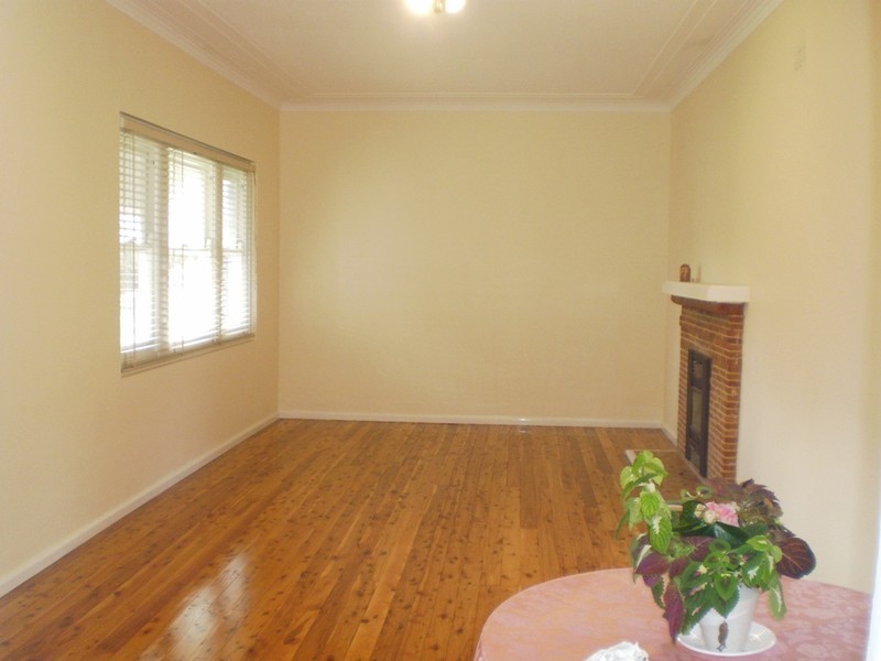 28 Jarrett Street, Campsie NSW 2194