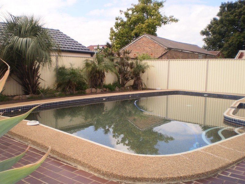 14 Scahill Street, Campsie NSW 2194