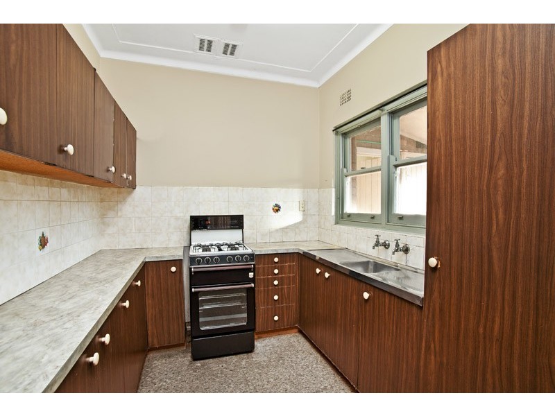 9 Cecily Street, Belfield NSW 2191