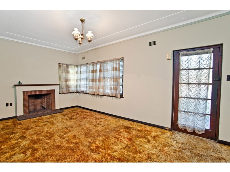 9 Cecily Street, Belfield NSW 2191