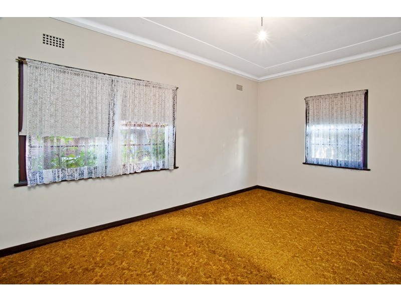 9 Cecily Street, Belfield NSW 2191