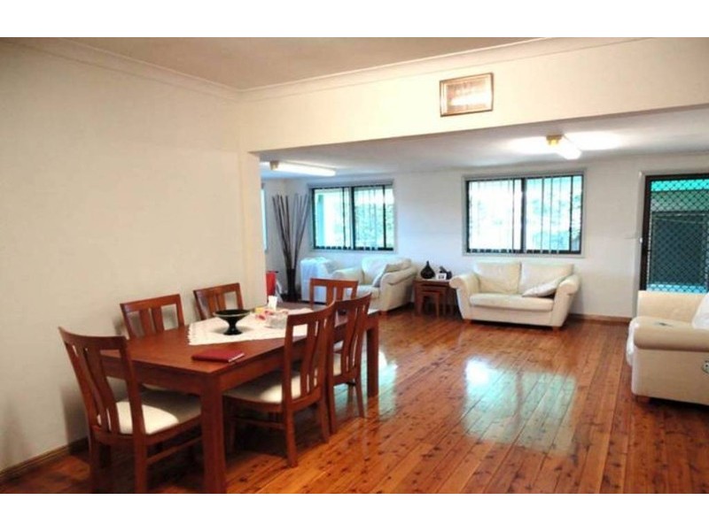 7 Dunmore Street, Croydon Park NSW 2133