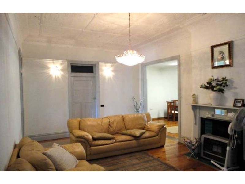 7 Dunmore Street, Croydon Park NSW 2133