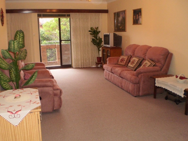 1/16 Gould Street, Campsie NSW 2194