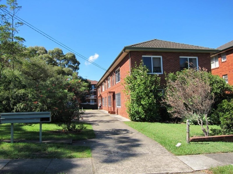 8/76 Amy Street, Campsie NSW 2194