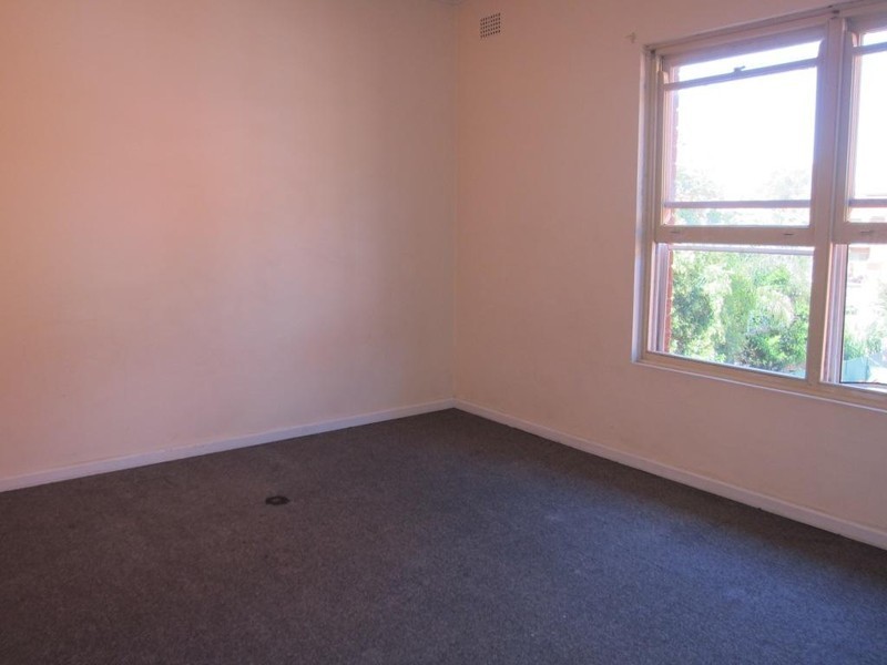 8/76 Amy Street, Campsie NSW 2194