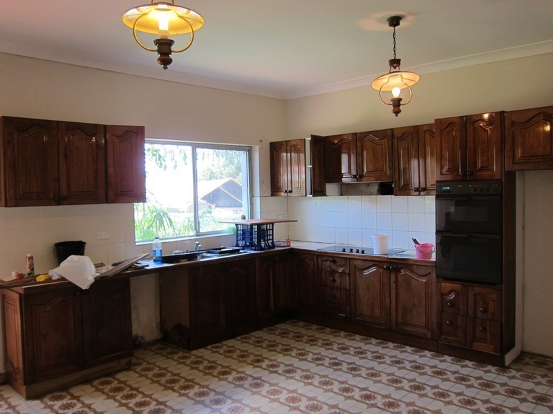 4.. Windsor Avenue, Croydon Park NSW 2133