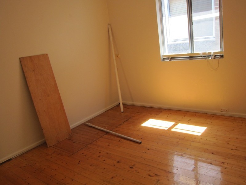 4.. Windsor Avenue, Croydon Park NSW 2133