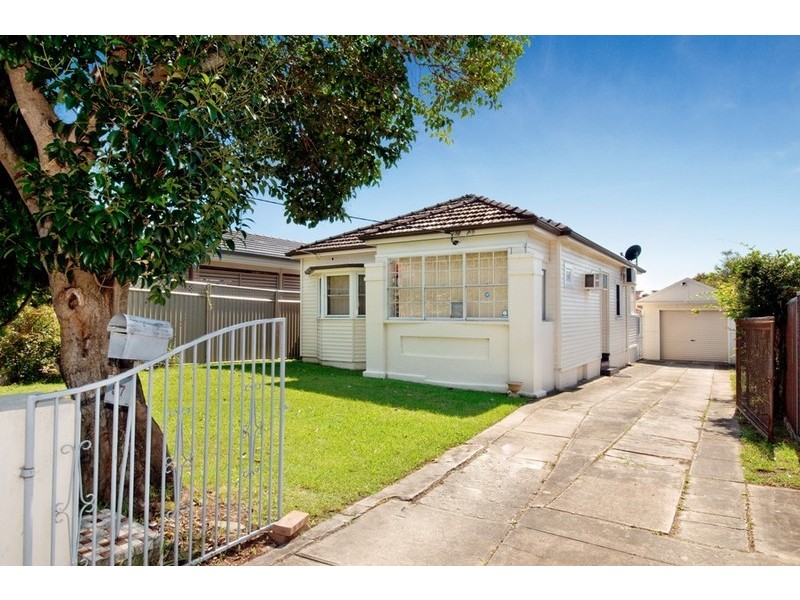 57 Bruce Avenue, Belfield NSW 2191