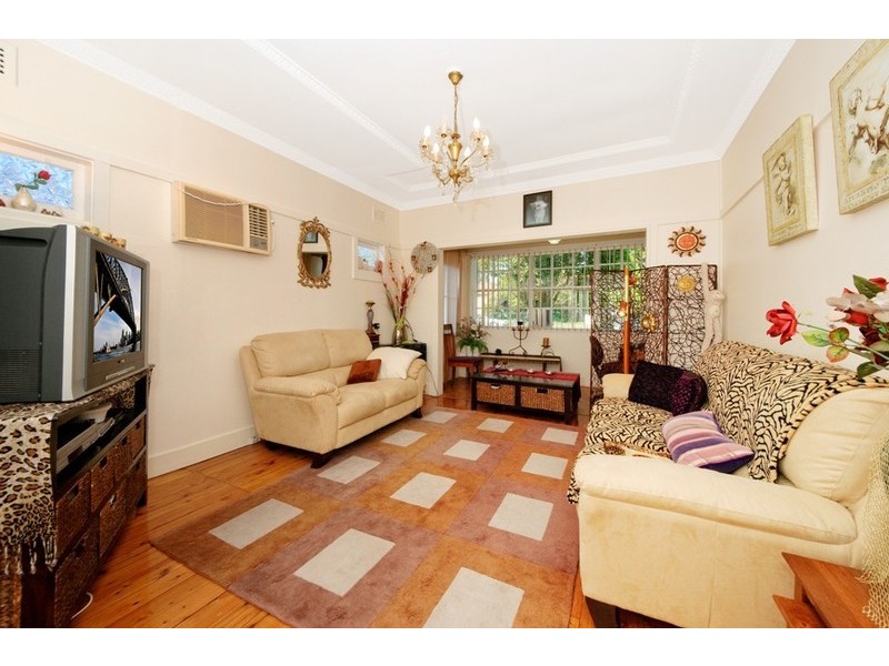 57 Bruce Avenue, Belfield NSW 2191