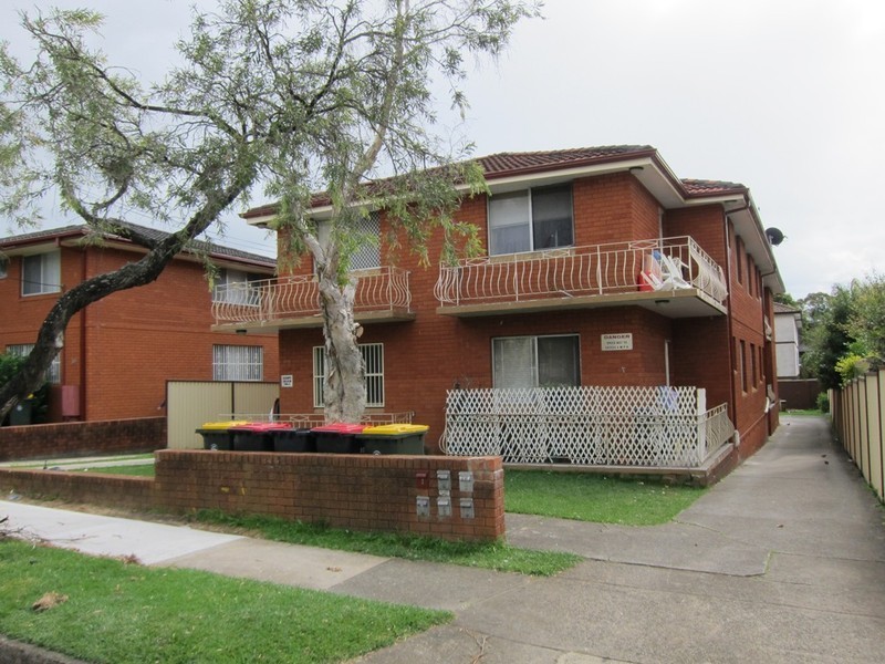 4/37.. Lucerne Street, Belmore NSW 2192