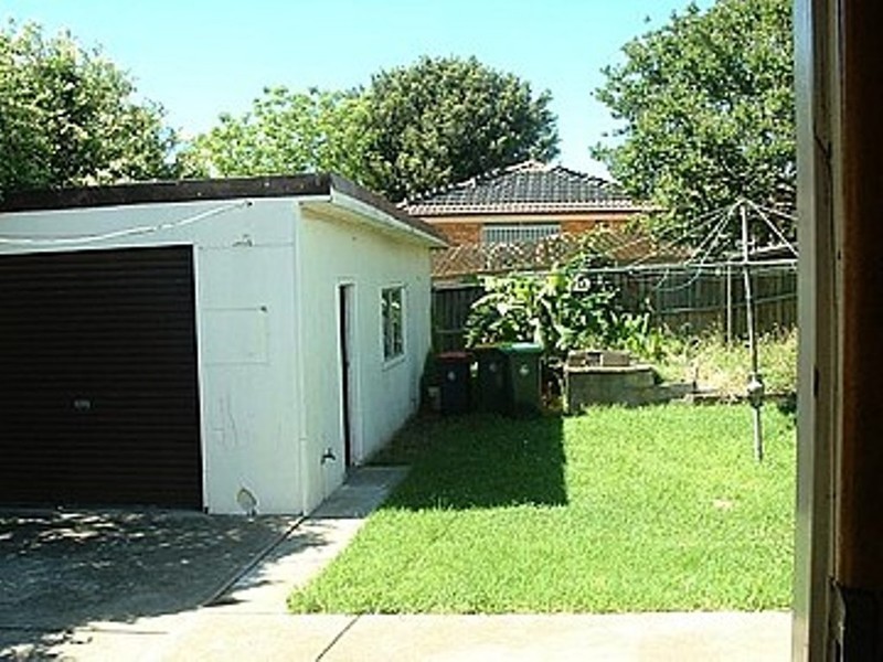 850 Canterbury Road, Lakemba NSW 2195