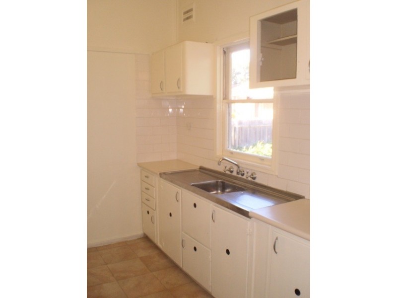 24 Mons Street, Granville NSW 2142