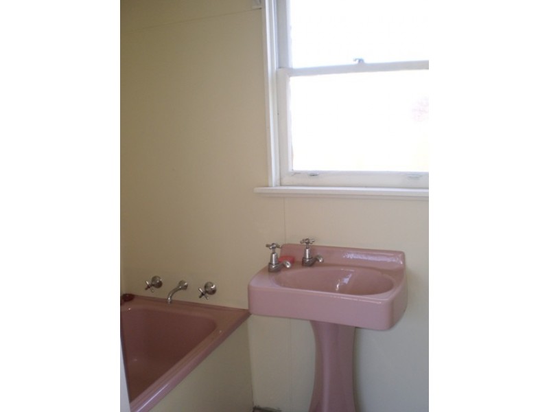 24 Mons Street, Granville NSW 2142