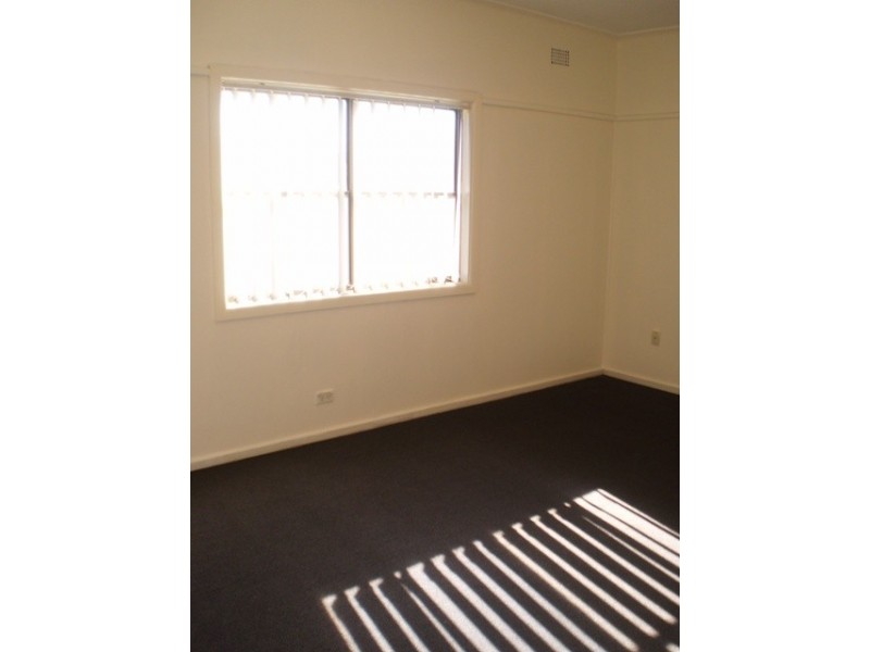 24 Mons, Granville NSW 2142