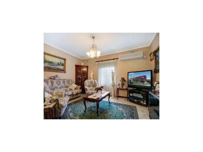 24 Platts Avenue, Belmore NSW 2192