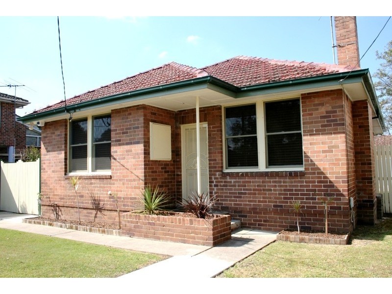 2 Clarence Street, Belfield NSW 2191