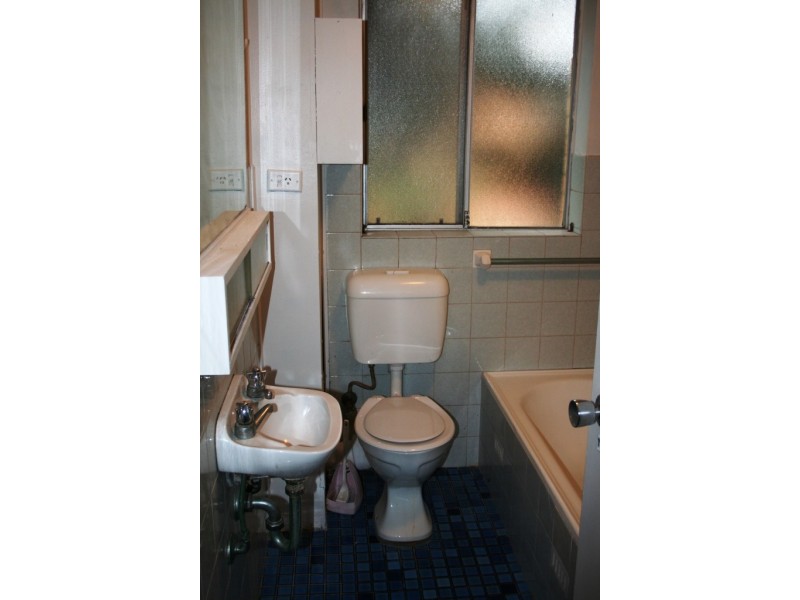 2/63   Moreton Street, Belmore NSW 2192