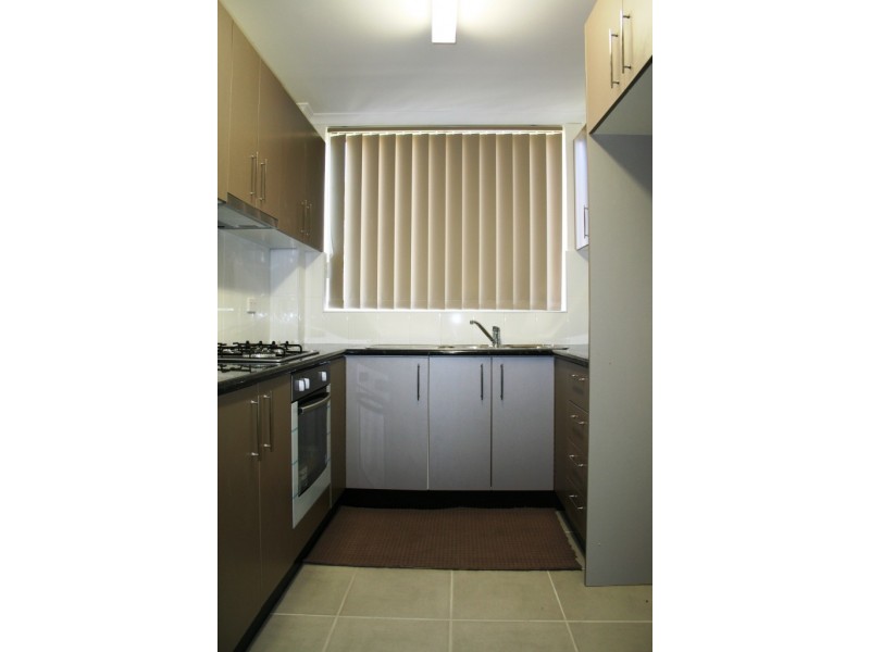 4/2 Mooney Street, Strathfield South NSW 2136