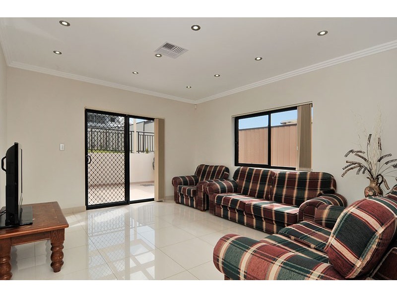 1A Rebecca Road, Greenacre NSW 2190